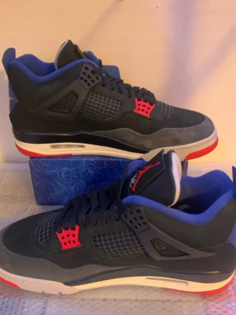 Air Jordan 4 Retro Rare Air - White Lettering